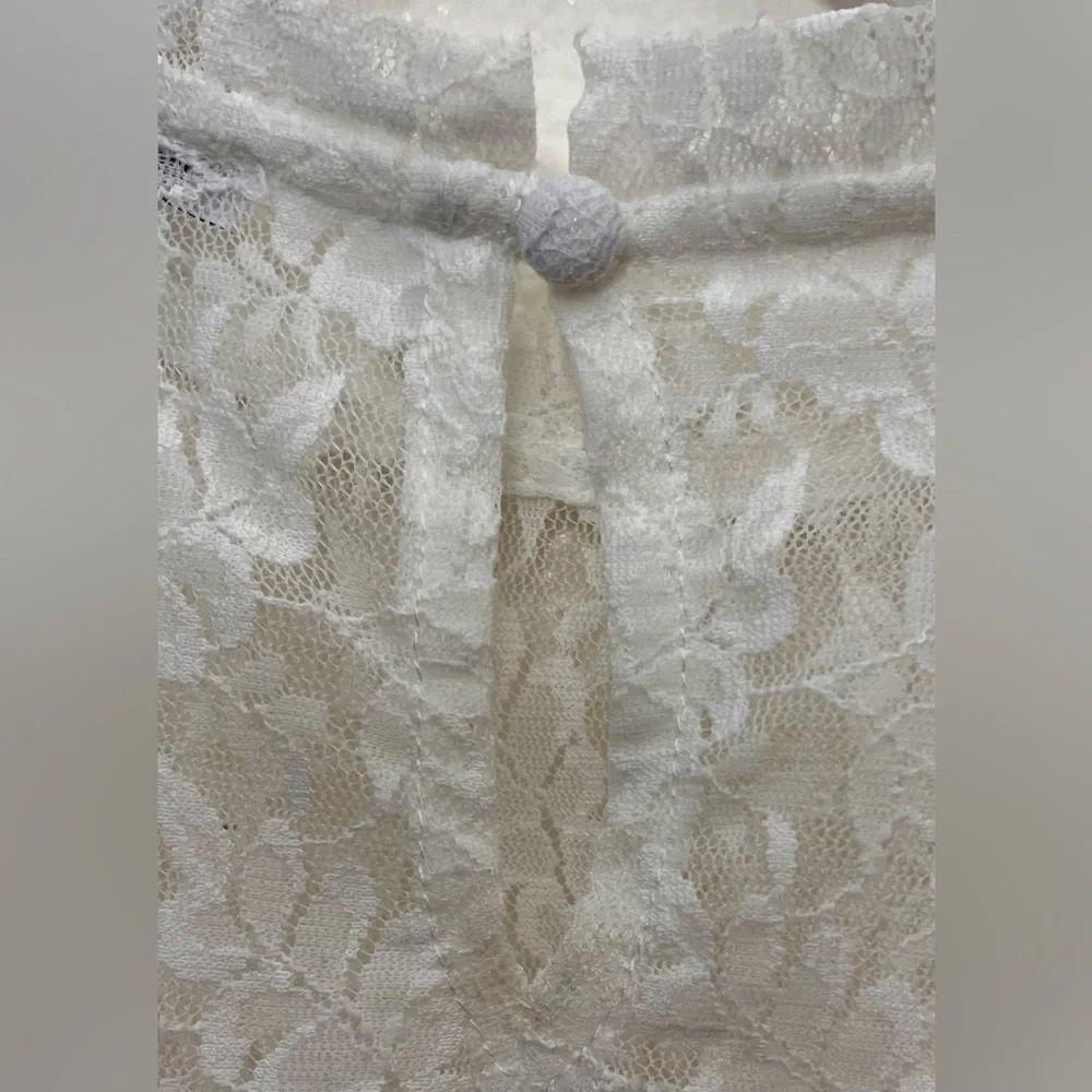 NWT Harvest Hues Flower Lace Turtleneck Long Sleeve Thong Bodysuit size XS White